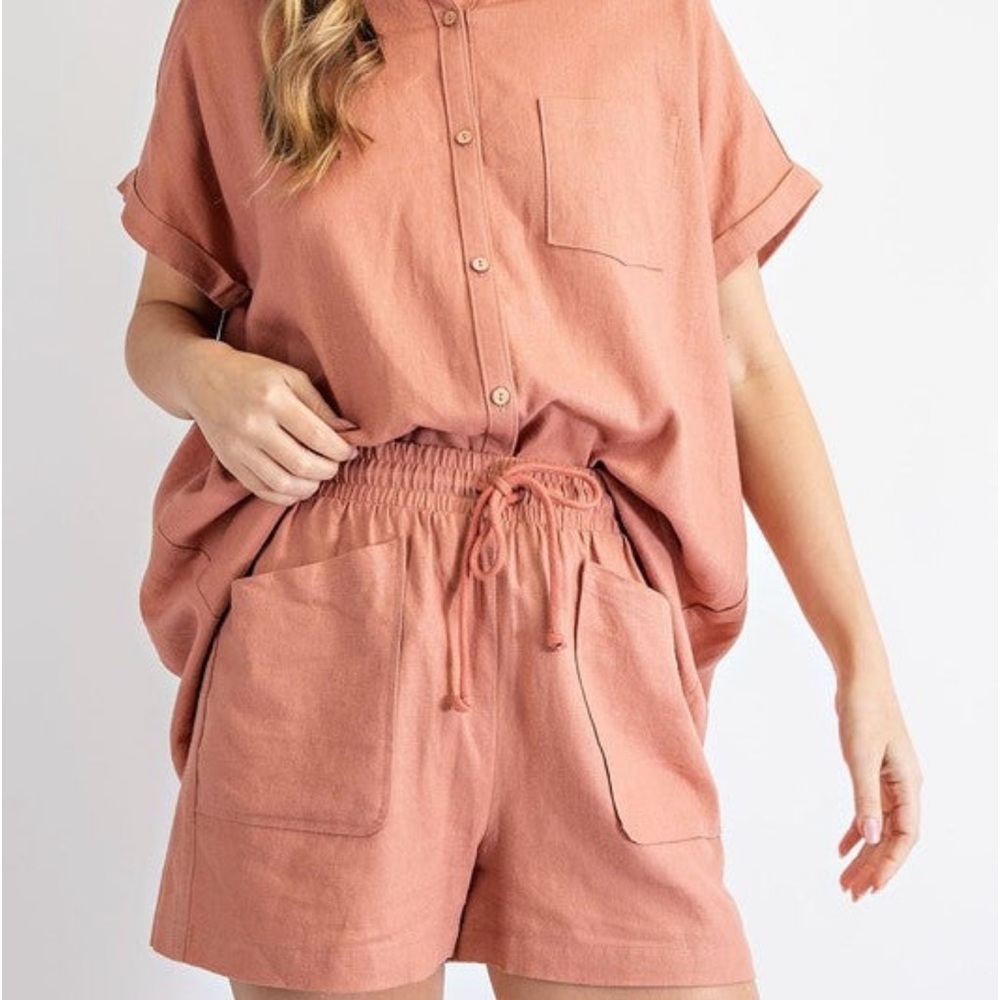 Rae Mode Linen Outfit top and bottoms